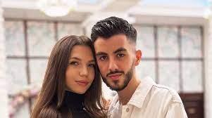 Omar Arnaout și soția lui nu vor să își boteze fiul. Care este motivul